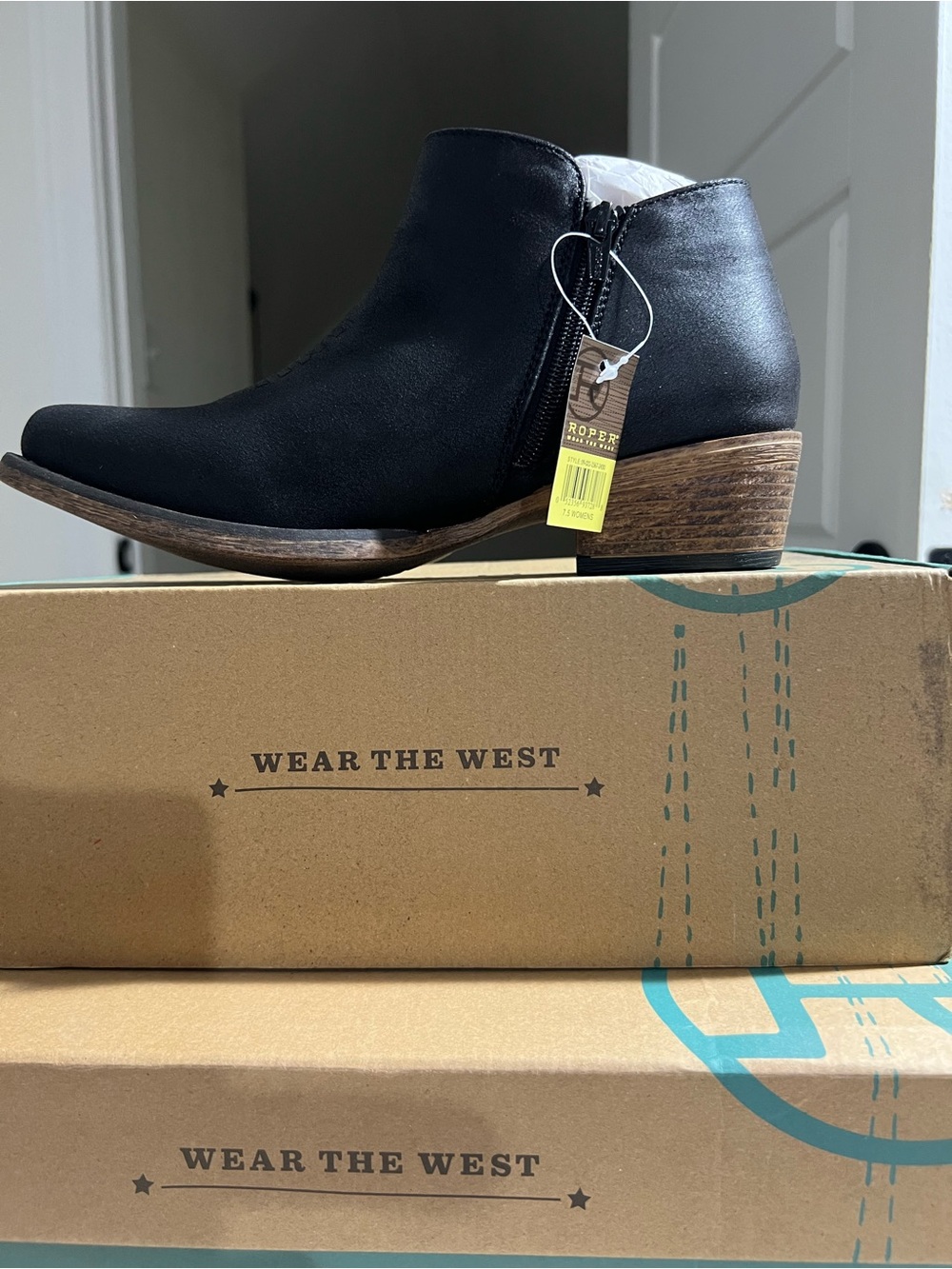 Roper Black Leather Ankle Boot with Wood Stacked Heel